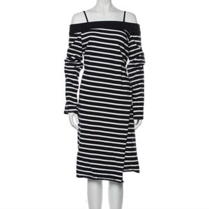 Goen.J Striped Knee-Length Dress